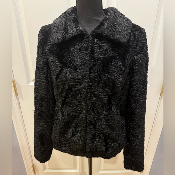 White House Black Market Black waist length faux fur coat size large - Picture 2 of 10